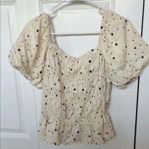 New Polka Dot Puff Sleeve Top